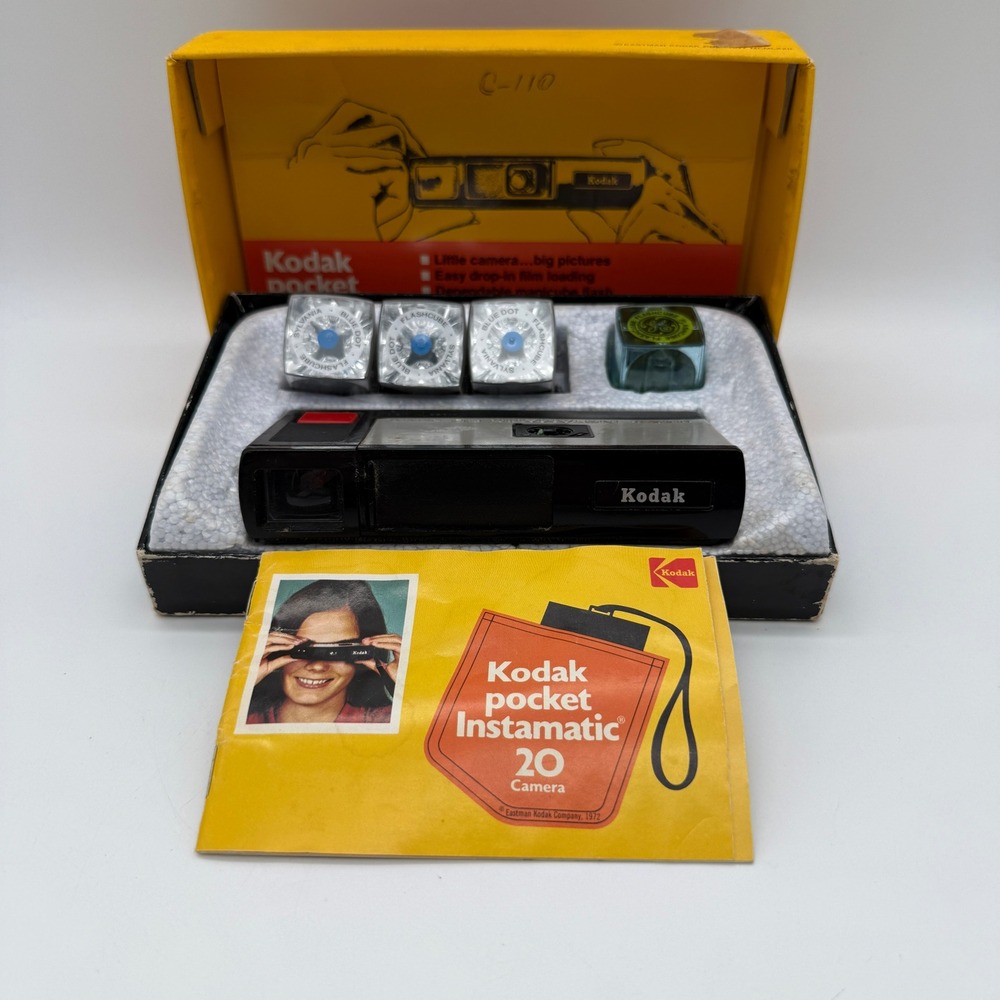 Kodak Pocket Instamatic 20 Camera Outfit Unisex OS Black Vintage 110 Film Kit